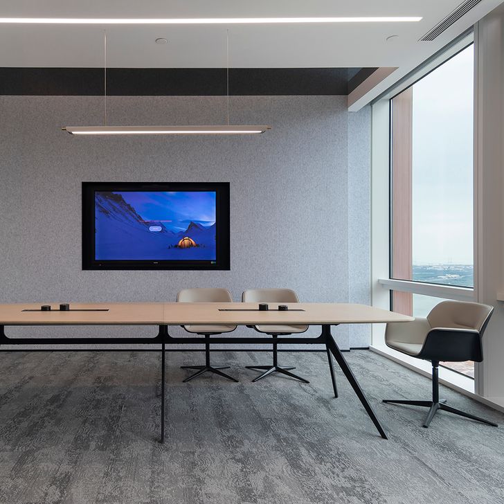 Beaulieu Canada Builder Carpet Spiral tspi